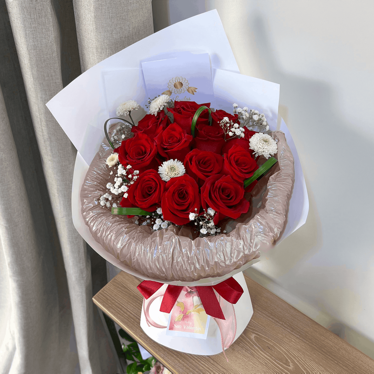 Ramo de Rosas Rojas Clásico – Amor Barroco