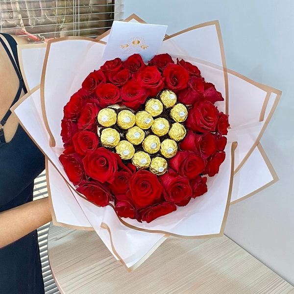 Ramo de Rosas con Chocolates